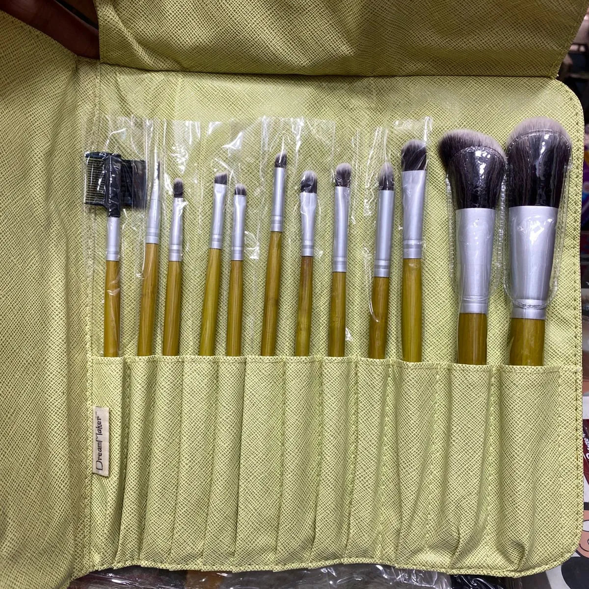 12 Piece Makeup Brush Set