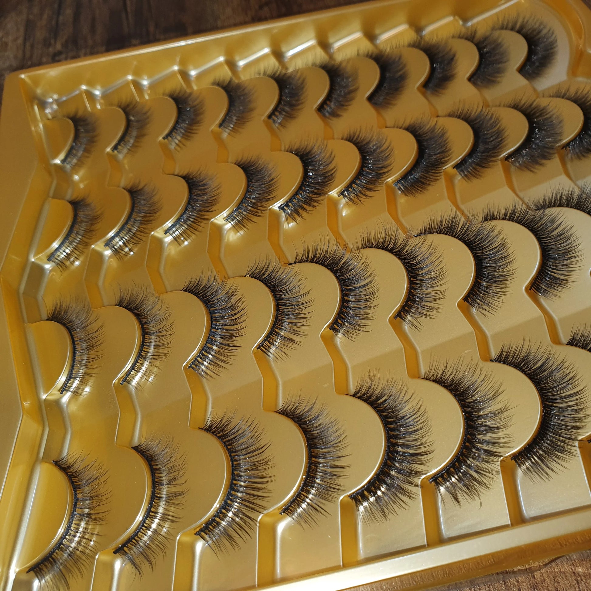 20 pairs 100% super HANDMADE Heavy & Simple Look Lashes