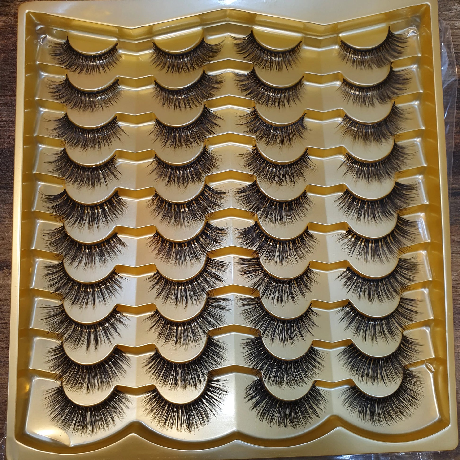 20 pairs 100% super HANDMADE Heavy & Simple Look Lashes
